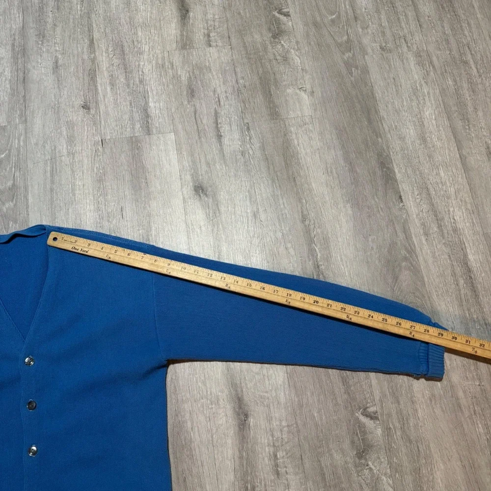 Vintage 60's/70's Blue V-Neck Button Front Cardigan Sweater with Pockets Mens L
